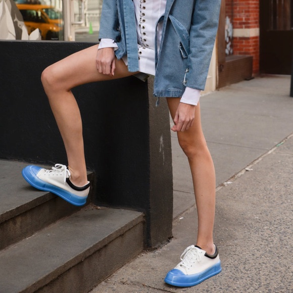 Freshy DIPS blue/white shoes M 10.5 / W 12 UNISEX - Picture 1 of 8